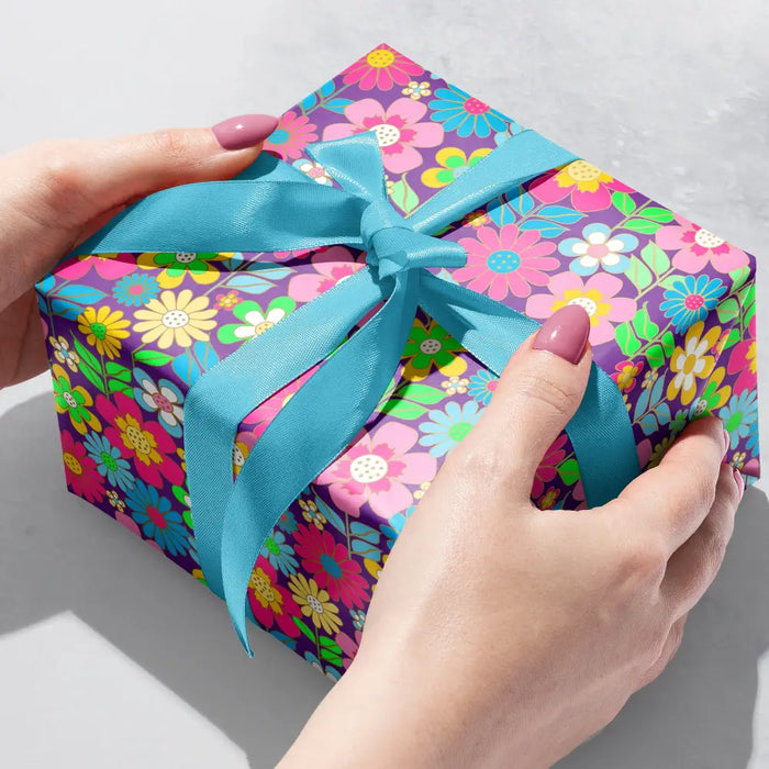 Gift Wrap - Dazzling Daisies - B382.303208JR